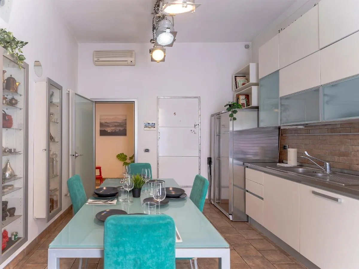 Stazione SmnArt House Florence 0*,